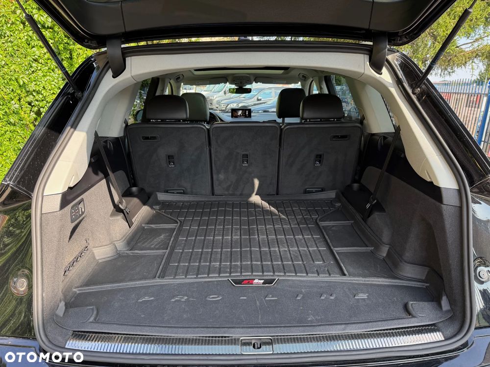 Audi Q7 - 19