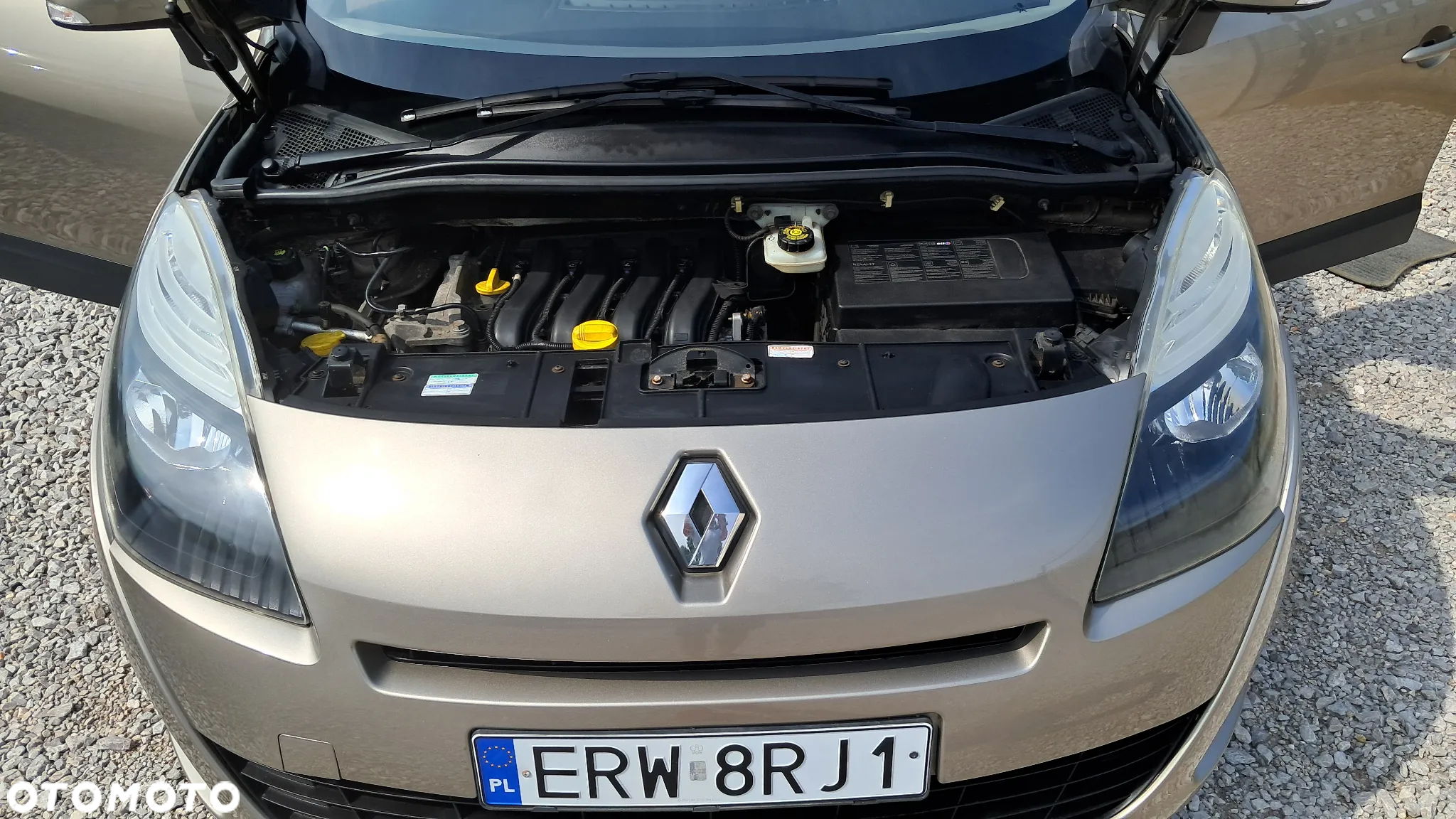Renault Grand Scenic 1.6 16V 110 Expression - 12