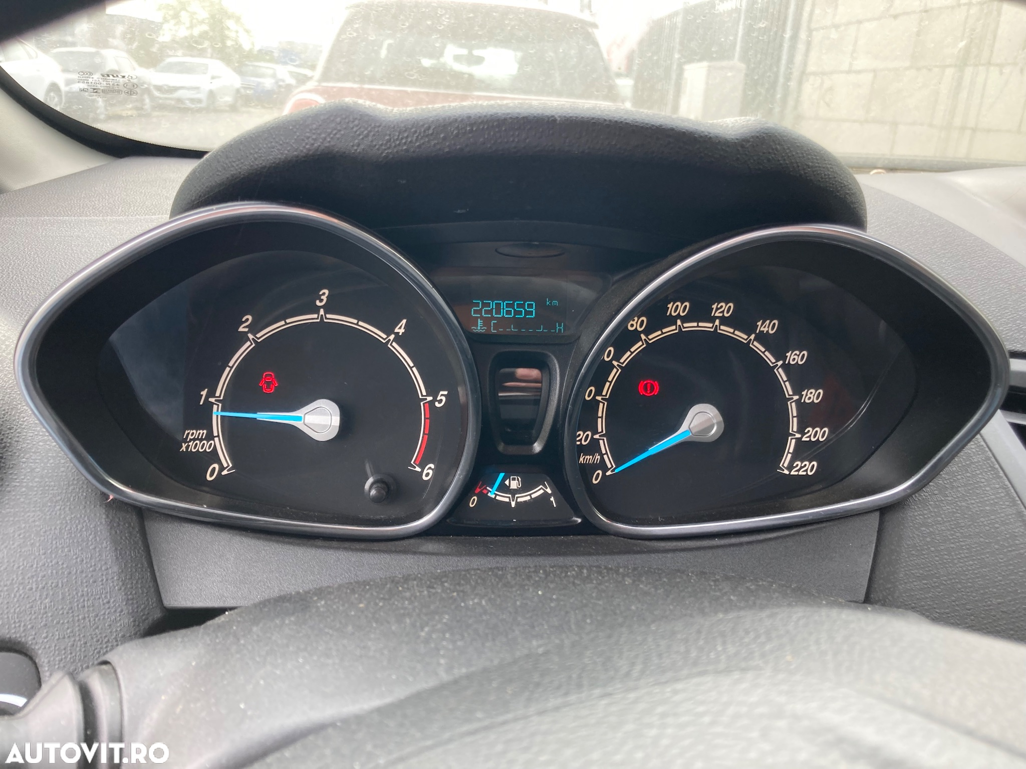 Ford Fiesta 1.5 TDCi Trend - 9