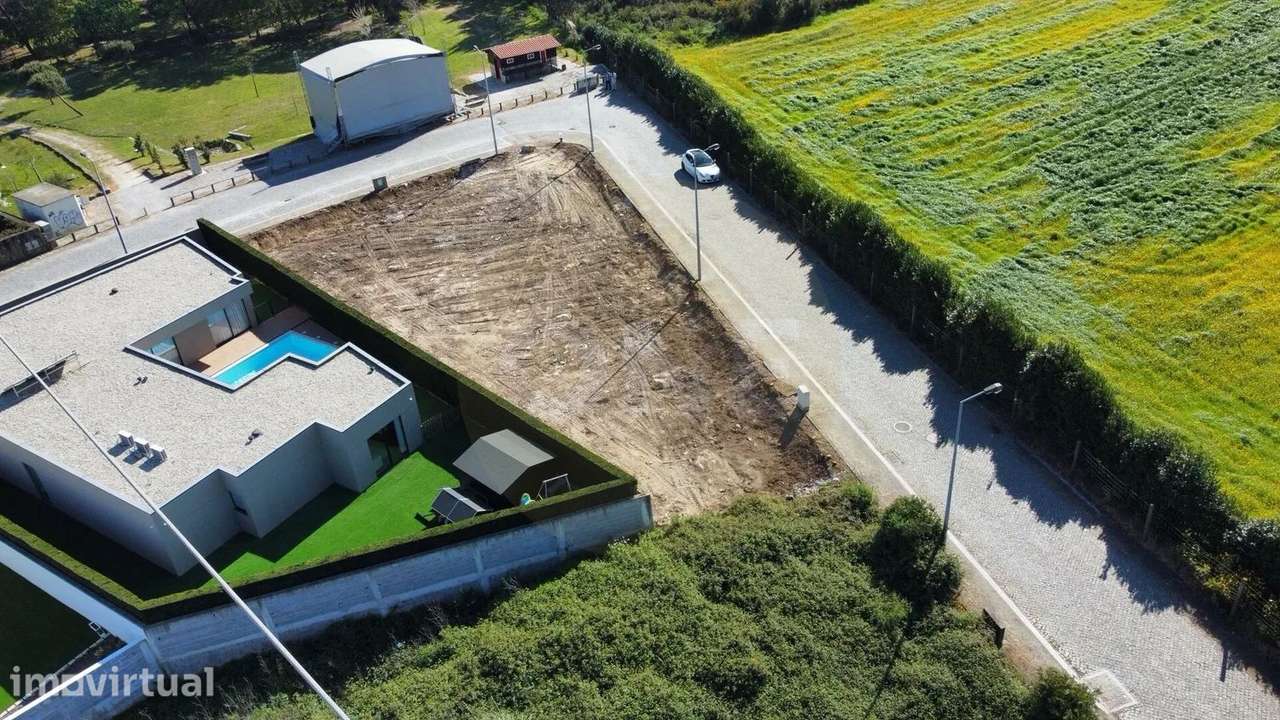 Lote de 866m2 l Póvoa de Varzim l 260.000,00€ - Grande imagem: 2/52