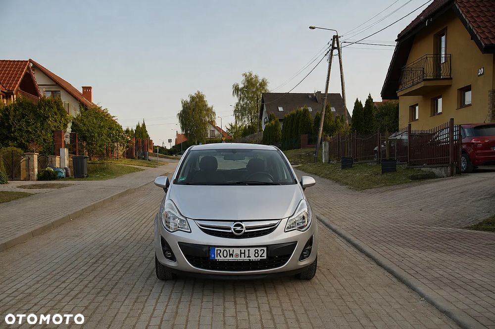 Opel Corsa 1.2 16V Enjoy - 9