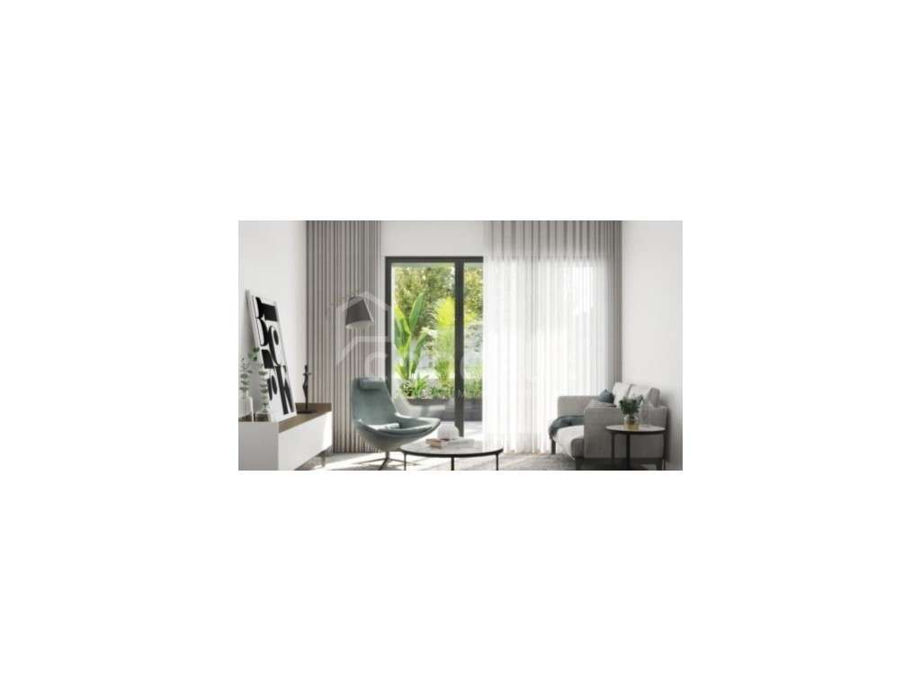 Apartamento T2 Duplex para venda no Porto - Grande imagem: 2/14