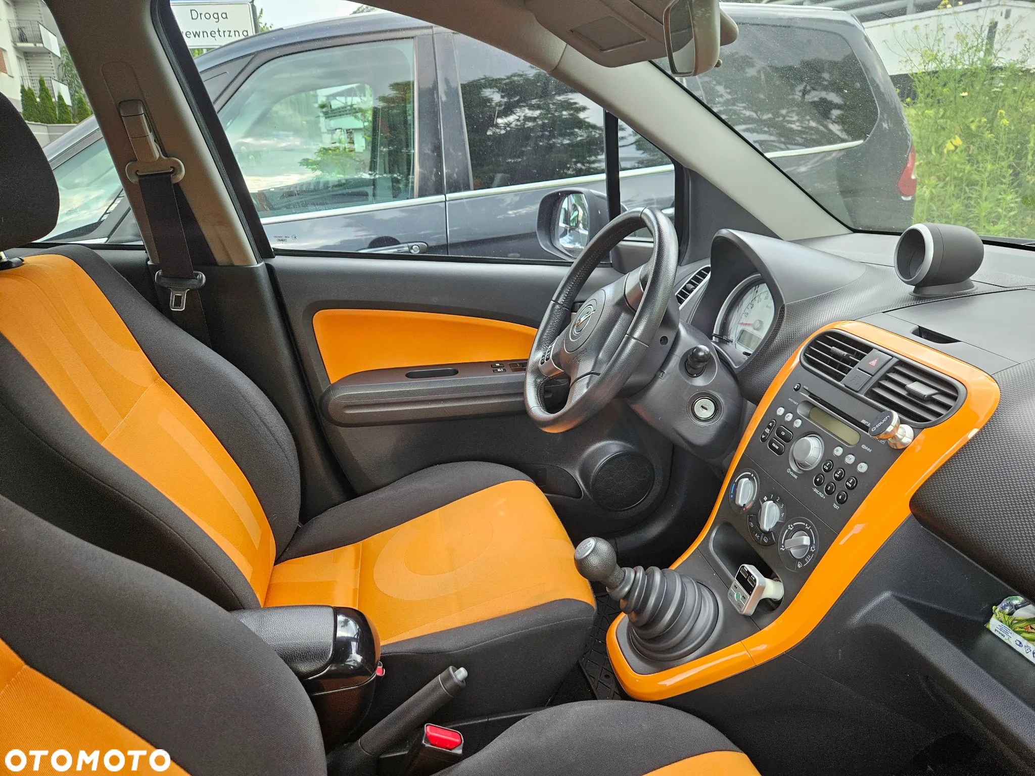 Opel Agila - 2