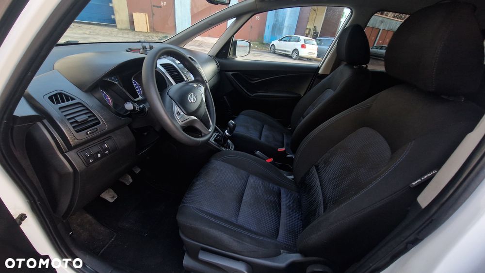 Hyundai ix20 1.4 blue Passion - 21
