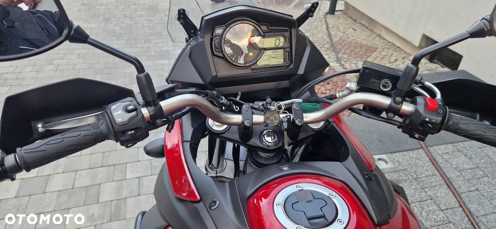 Suzuki V-STROM - 5