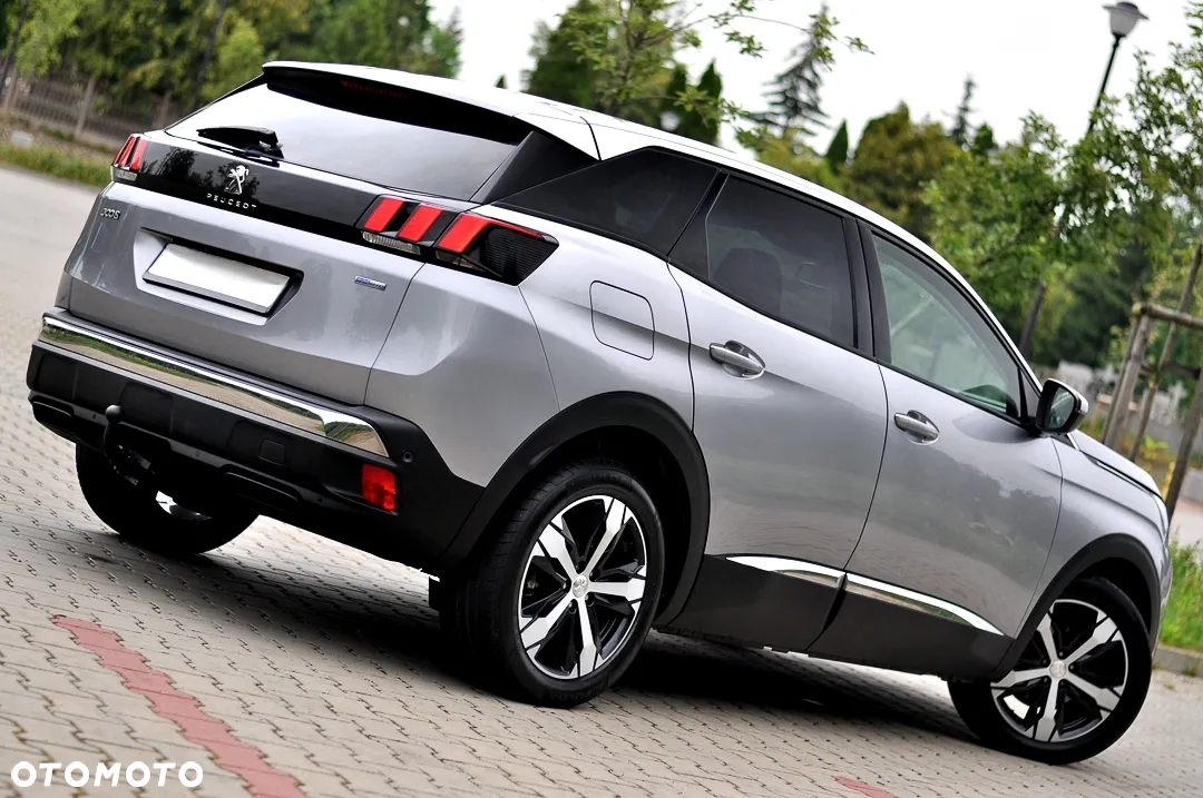 Peugeot 3008 1.2 PureTech Allure S&S - 16