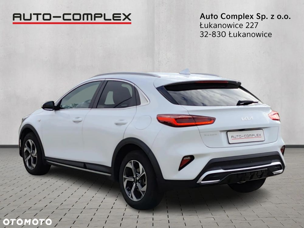 Kia XCeed 1.5 T-GDI M - 4