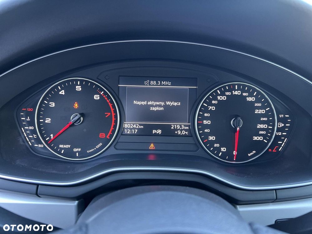 Audi A4 Limousine - 10