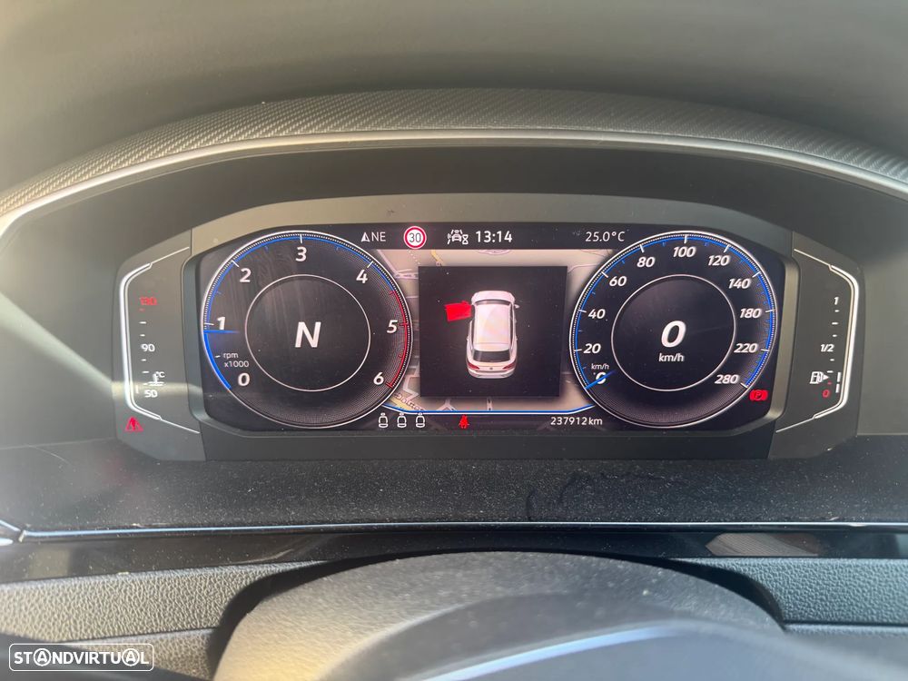 VW Arteon Shooting Brake 2.0 TDI Elegance DSG - 12