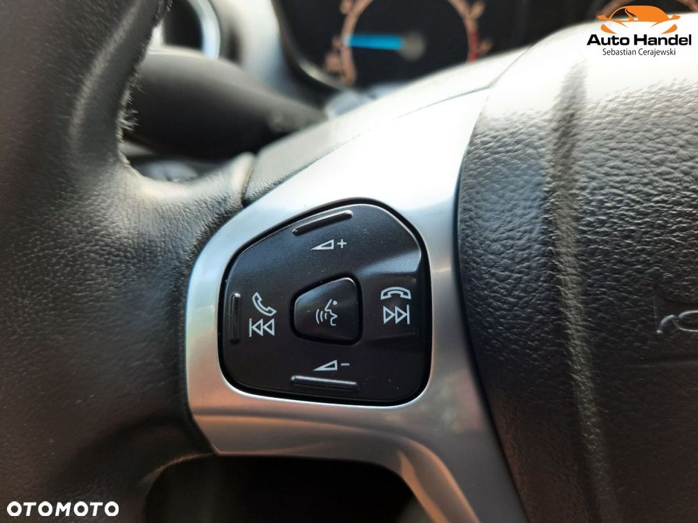 Ford Fiesta 1.0 EcoBoost Titanium - 22