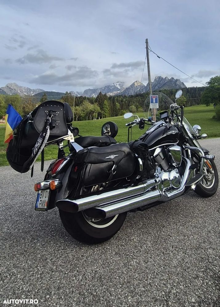 Suzuki Boulevard C109R - 14