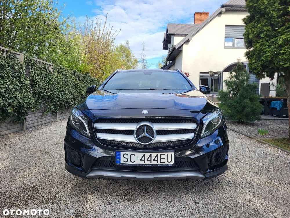 Mercedes-Benz GLA - 2
