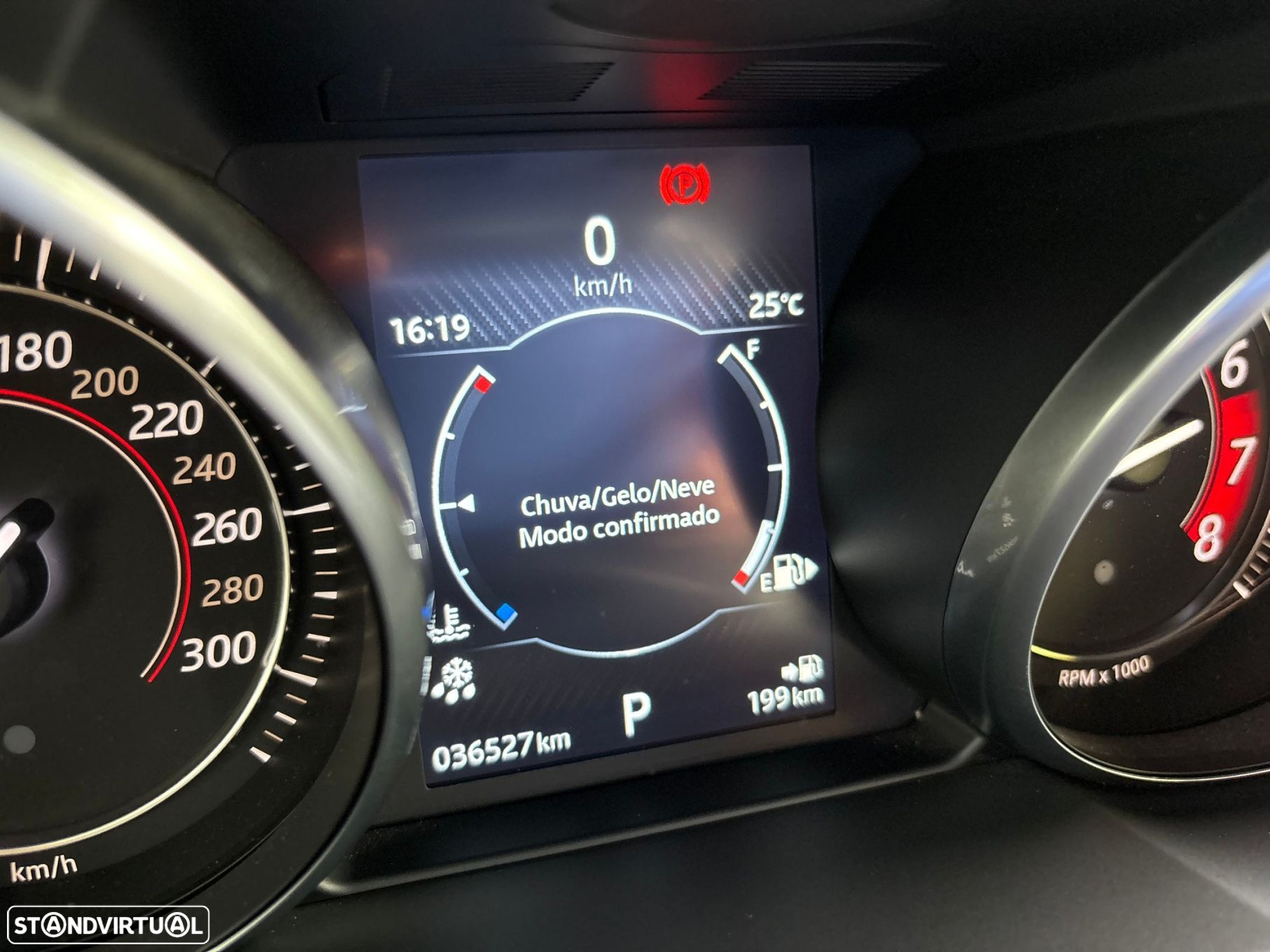 Jaguar F-Type 2.0 i4 R-Dynamic - 45