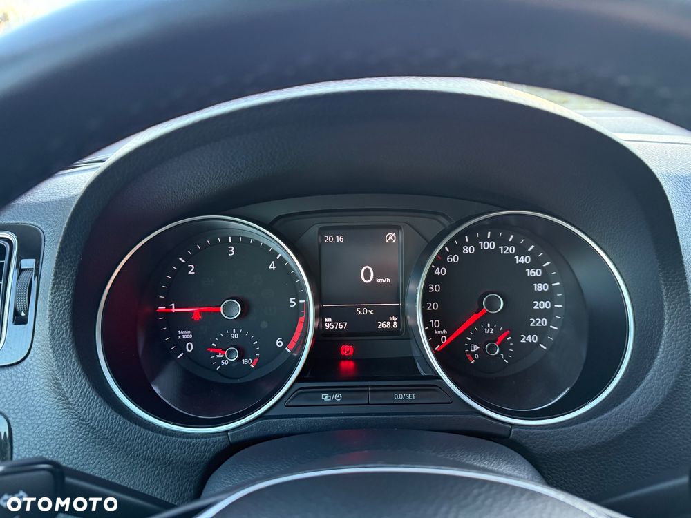 Volkswagen Polo 1.4 TDI (Blue Motion Technology) SOUND - 11
