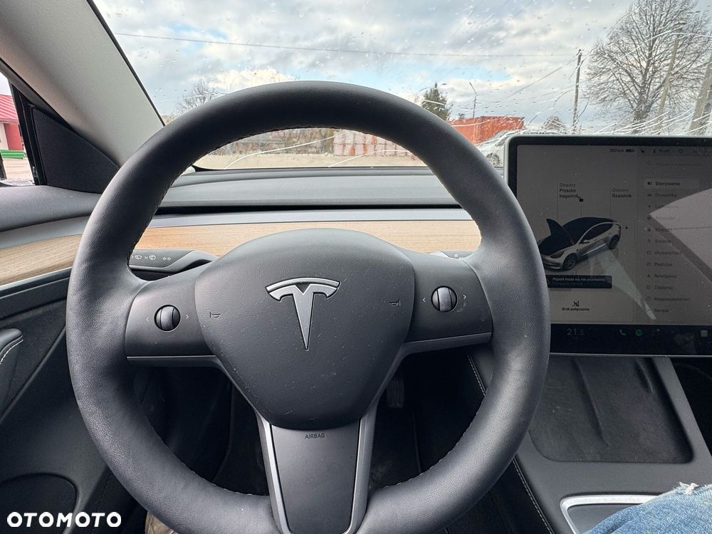 Tesla Model 3 Langstreckenbatterie Allradantrieb Dual Motor - 36