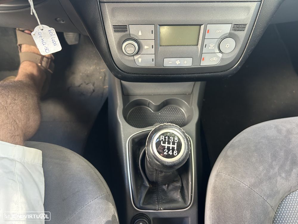 Fiat Linea 1.6 M-Jet Emotion - 26