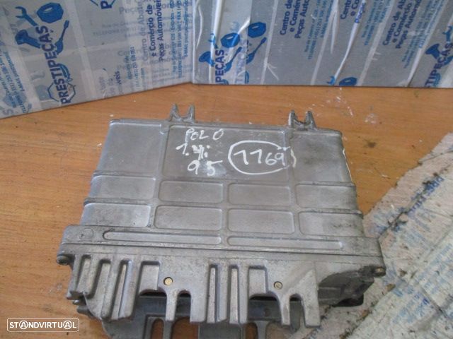 Centralina 030906027K VW POLO 1995 1.4I BOSCH - 3