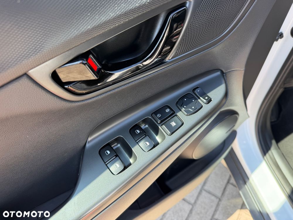 Hyundai Kona 1.6 T-GDI DCT Premium - 19