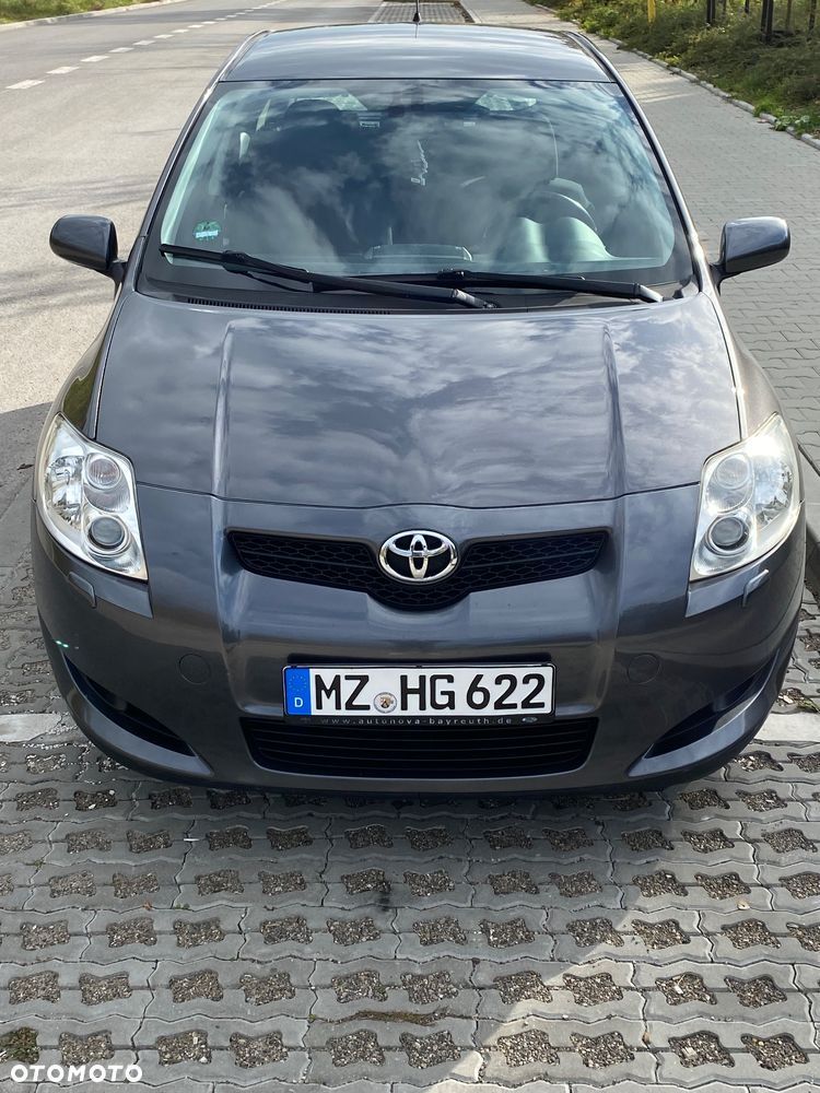 Toyota Auris 2.0 D-4D Executive - 5