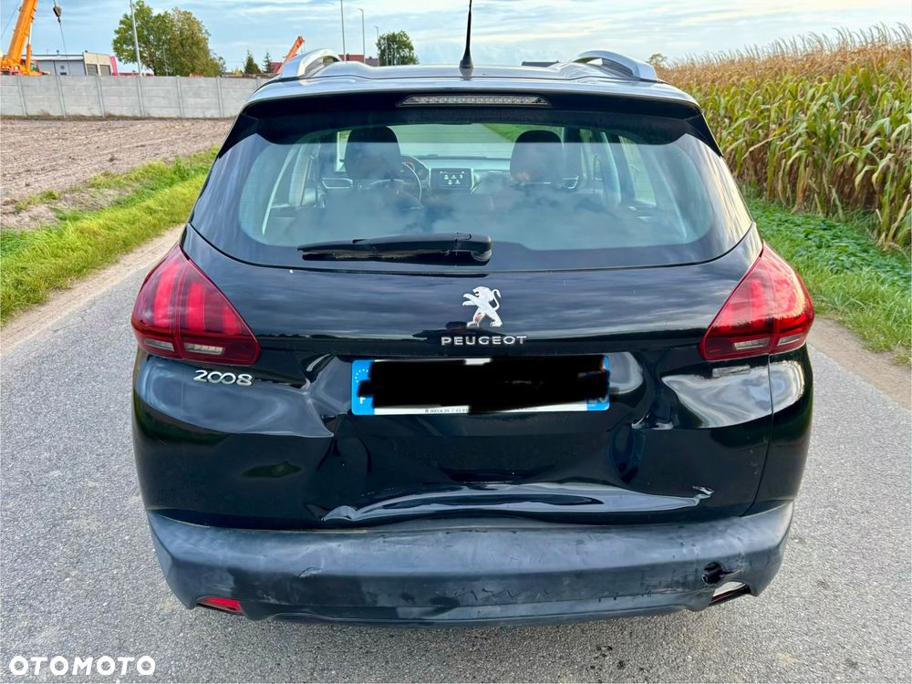 Peugeot 2008 - 11
