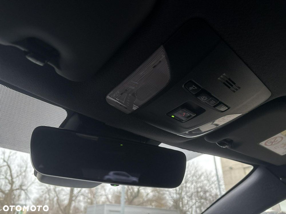 Toyota Corolla 2.0 Hybrid Comfort - 27