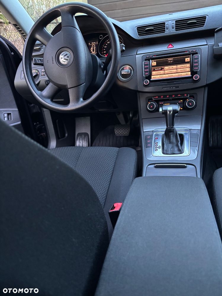 Volkswagen Passat 2.0 TDI Comfortline DSG - 15