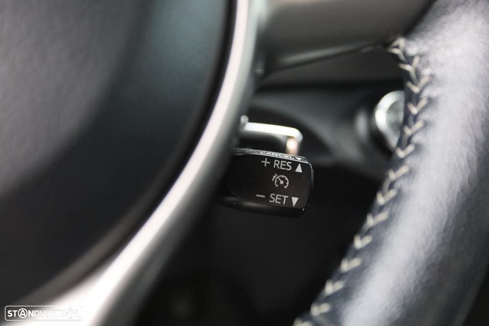 Toyota Yaris 1.0 VVT-i Exclusive - 13