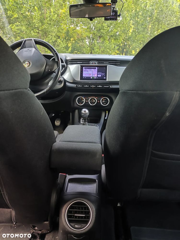 Alfa Romeo Giulietta 1.4 TB MultiAir Distinctive - 22