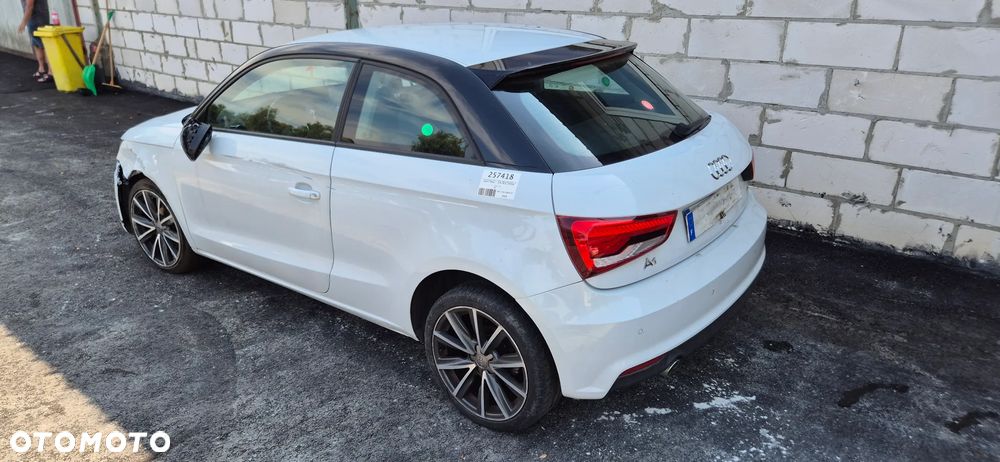 Audi A1 Sportback 1.6 TDI Design S tronic - 7