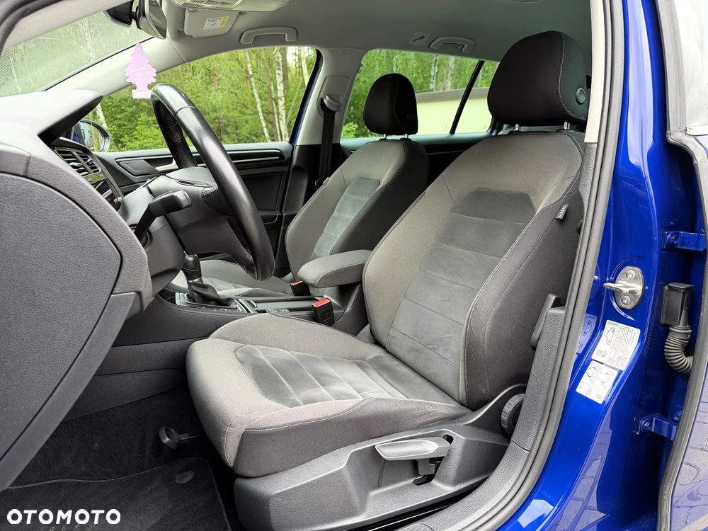 Volkswagen Golf 2.0 TDI SCR DSG R-Line - 16