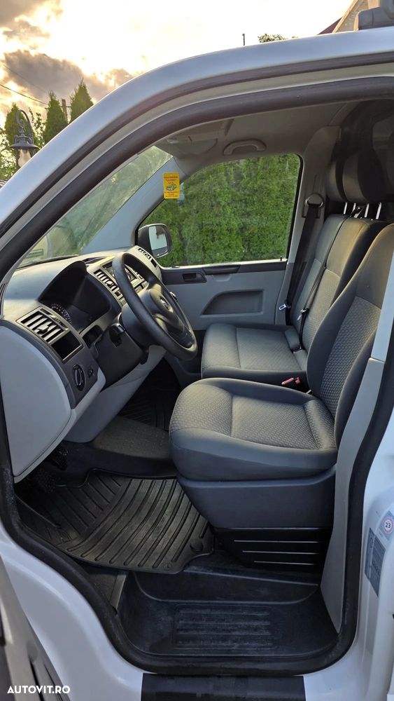 Volkswagen Transporter Kurz EU5 Plus Trendline - 12