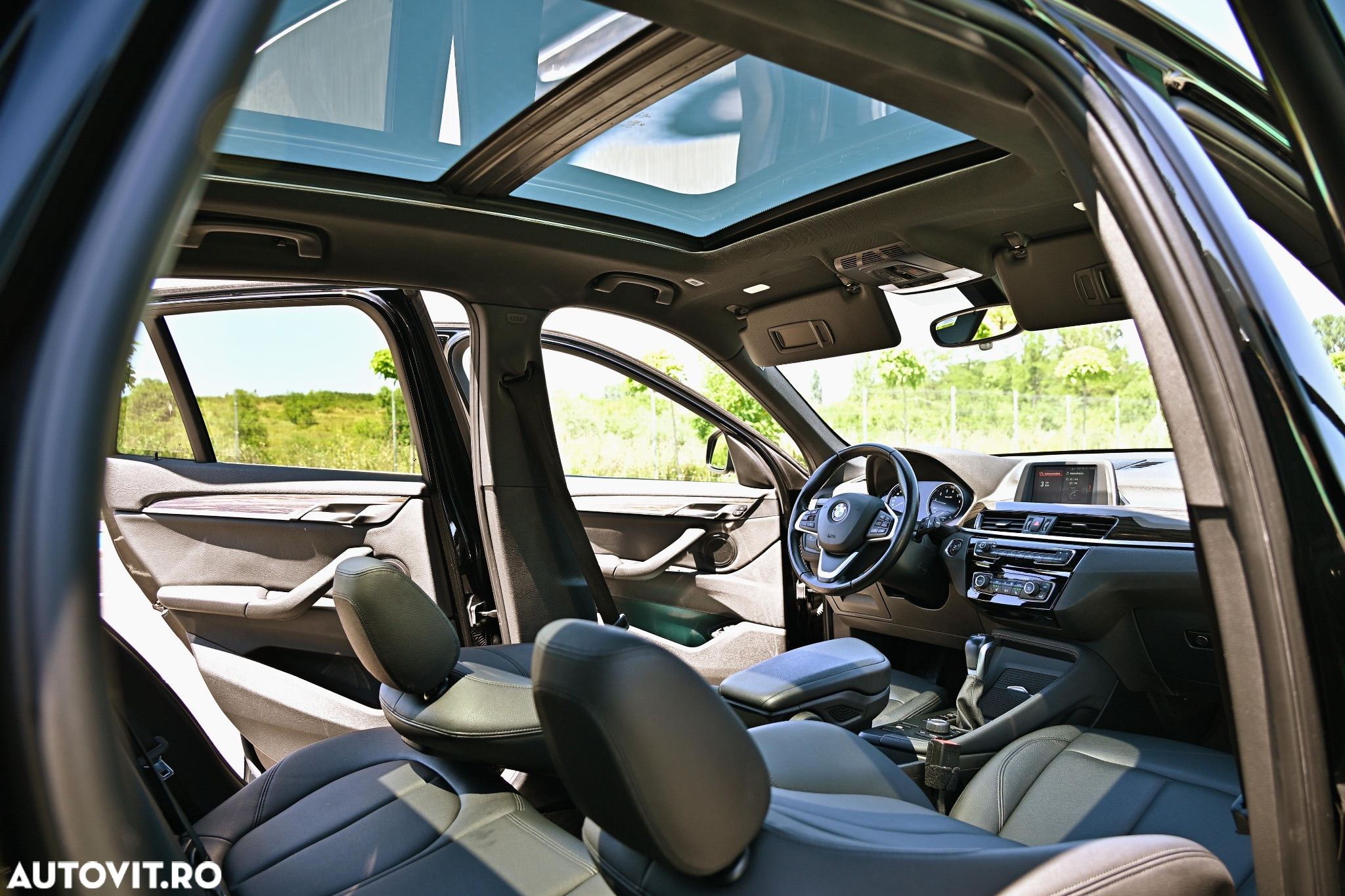 BMW X1 xDrive25i AT xLine - 28