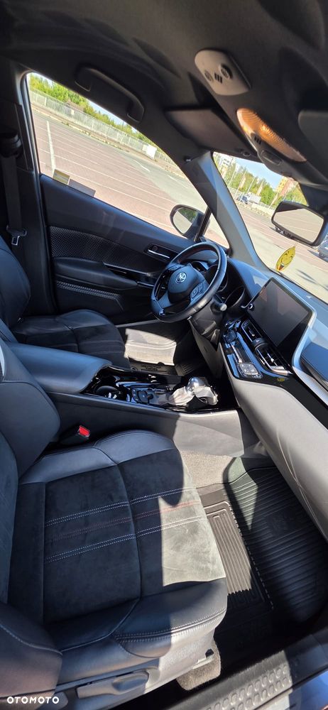 Toyota C-HR 2.0 Hybrid GR Sport - 22