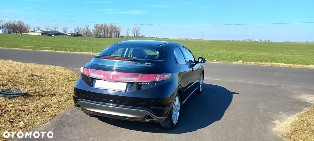 Honda Civic 1.8i-VTEC Executive - 4