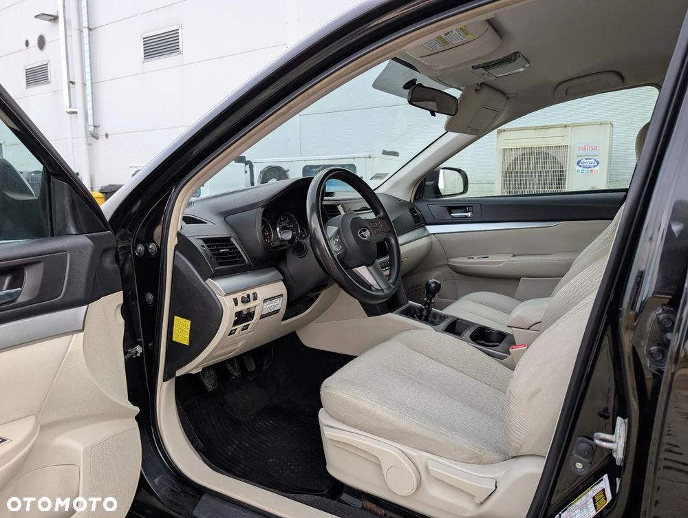 Subaru Legacy 2.5 4WD - 6