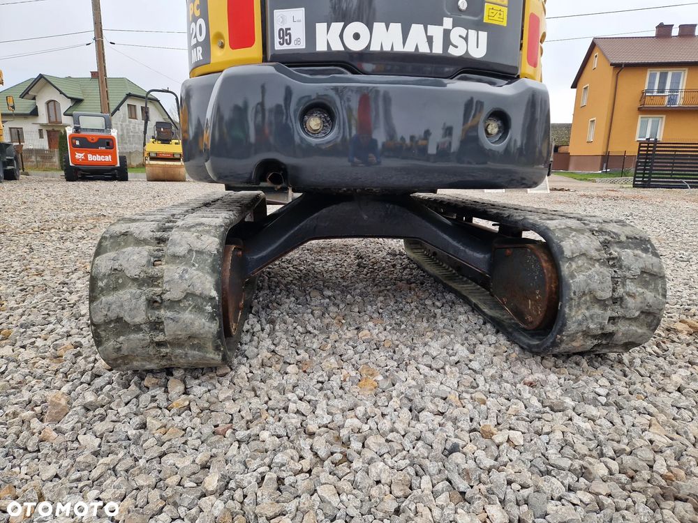 Komatsu PC20MR-2 - 11