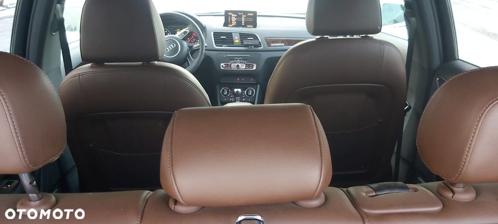 Audi Q3 - 18