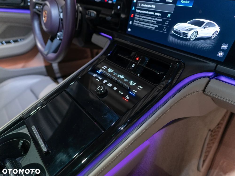 Porsche Panamera 4S E-Hybrid - 36