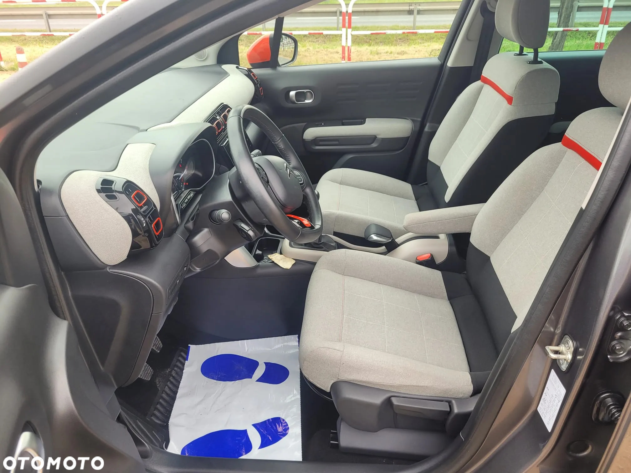 Citroën C3 Aircross 1.2 PureTech Max S&S - 19