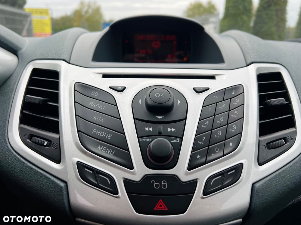 Ford Fiesta 1.6 TDCi DPF Sport - 15