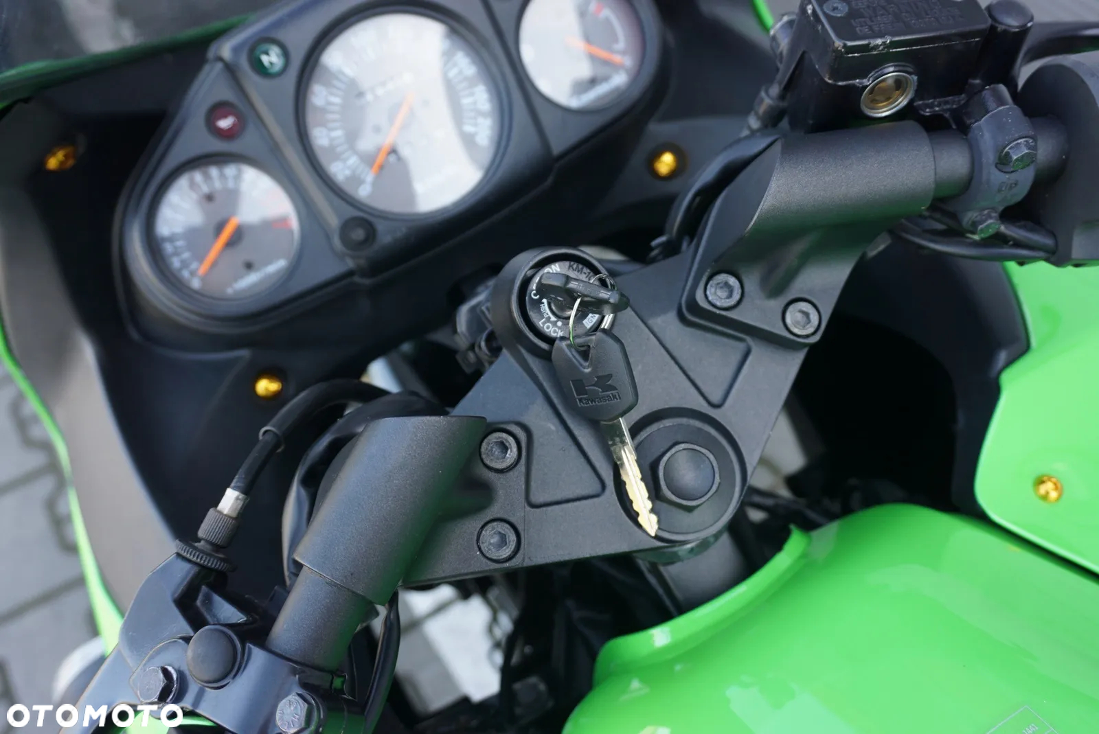 Kawasaki Ninja 250R - 8