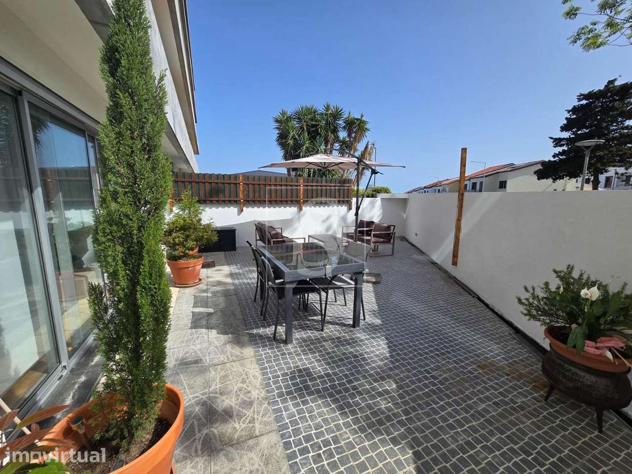 Apartamento T1 Venda em Ponta Delgada (São Sebastião),Ponta Delgada - Grande imagem: 2/12