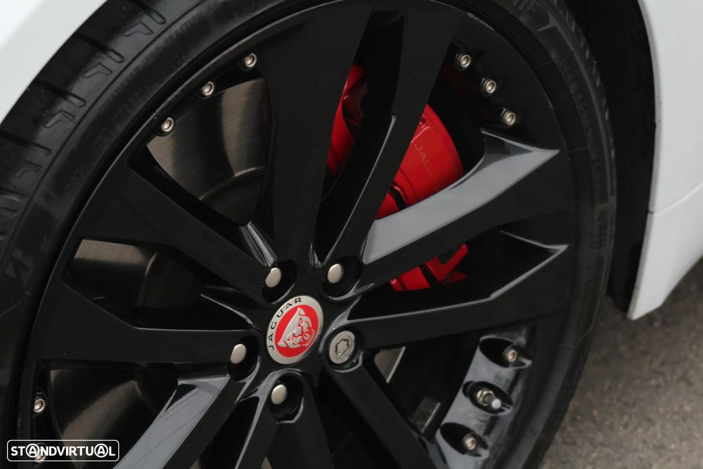 Jaguar F-Type 2.0 i4 R-Dynamic Black - 31