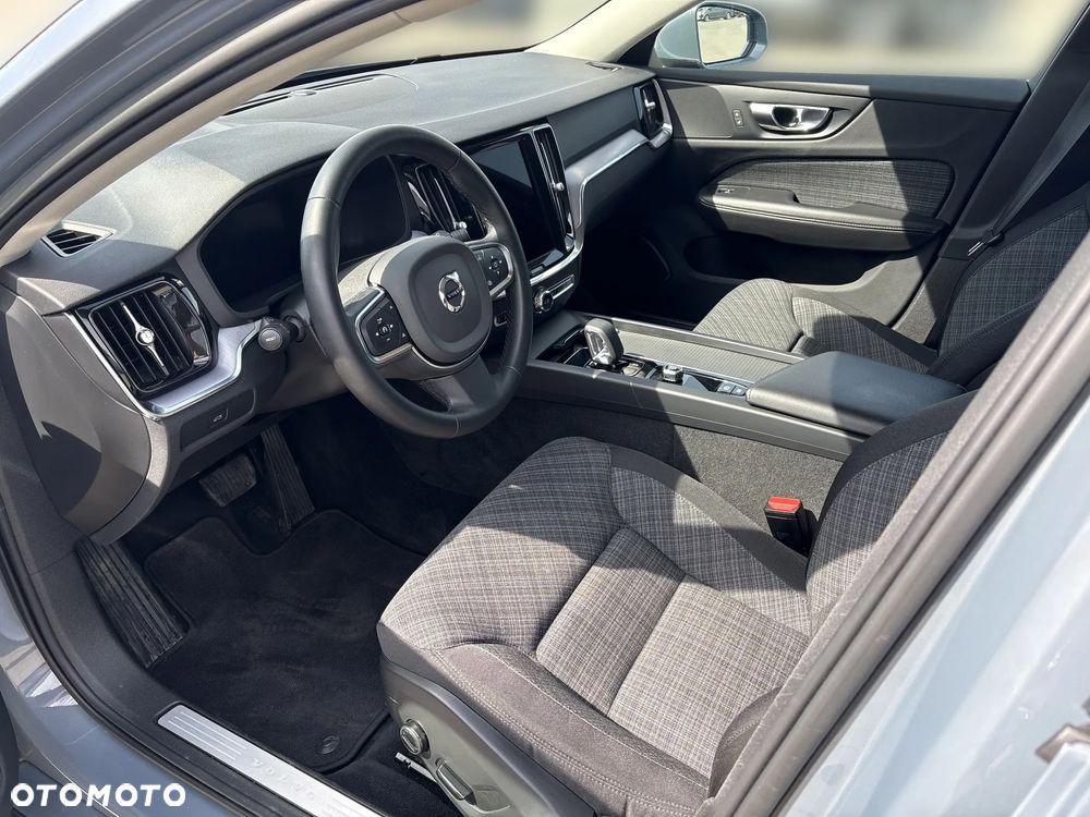 Volvo V60 B3 B Core - 9