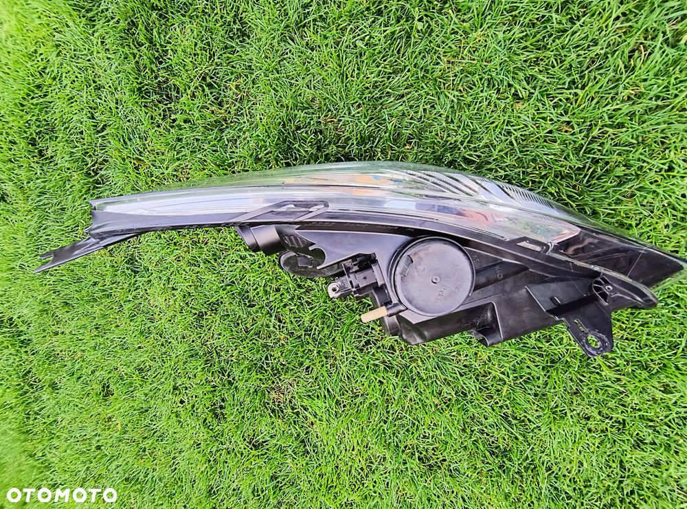 Lampa przednia lewa Renault Clio IV - 9