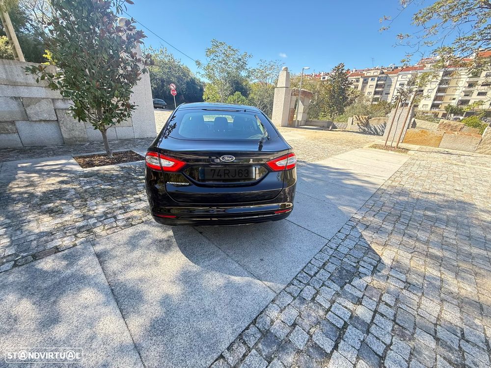 Ford Mondeo 2.0 TDCi Titanium - 24
