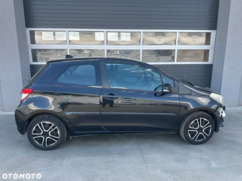 Toyota Yaris 1.0 Luna - 9
