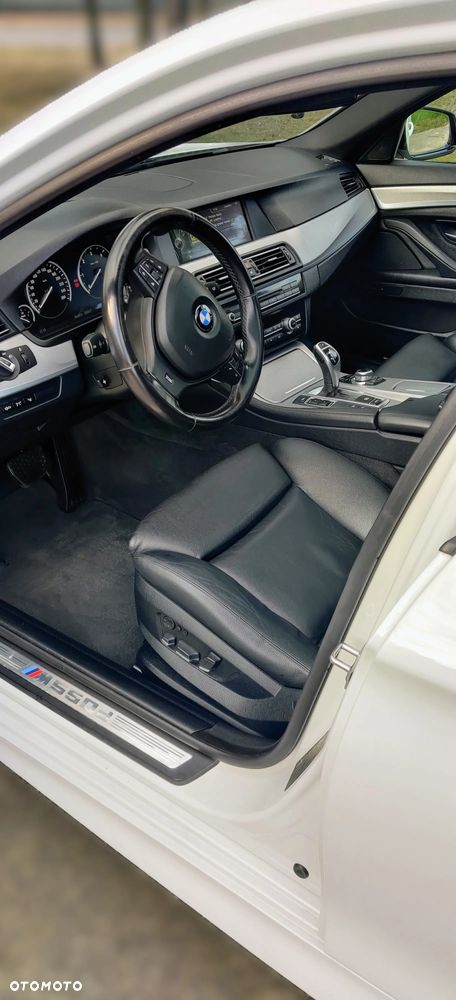 BMW Seria 5 M550d xDrive - 5