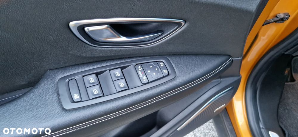 Renault Scenic Energy dCi 130 S&S Bose Edition - 27