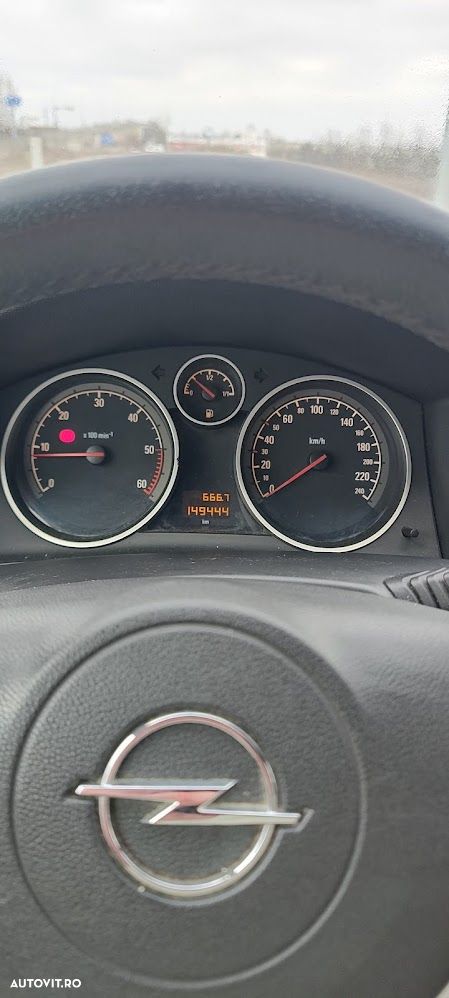 Opel Astra 1.9 CDTI Enjoy - 13